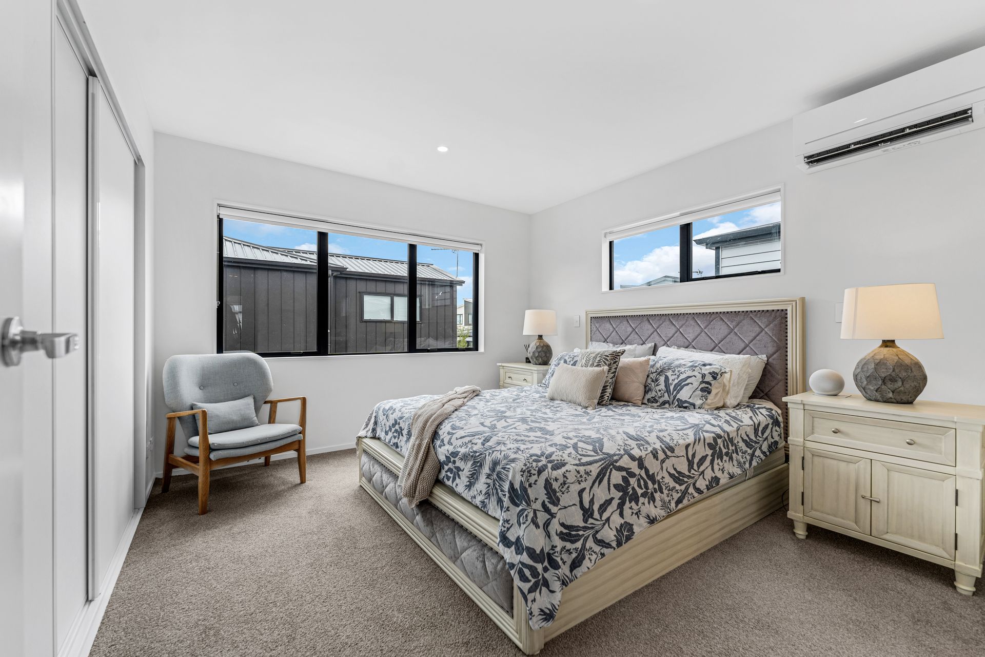 Modern 5-Bedroom Home in Karaka