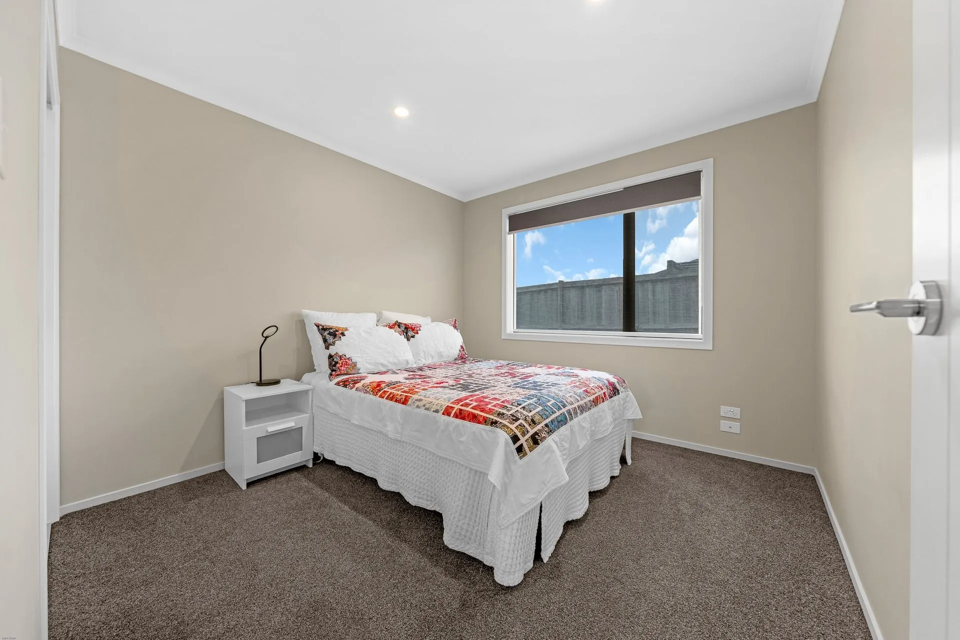 5 NOBLE LANE
