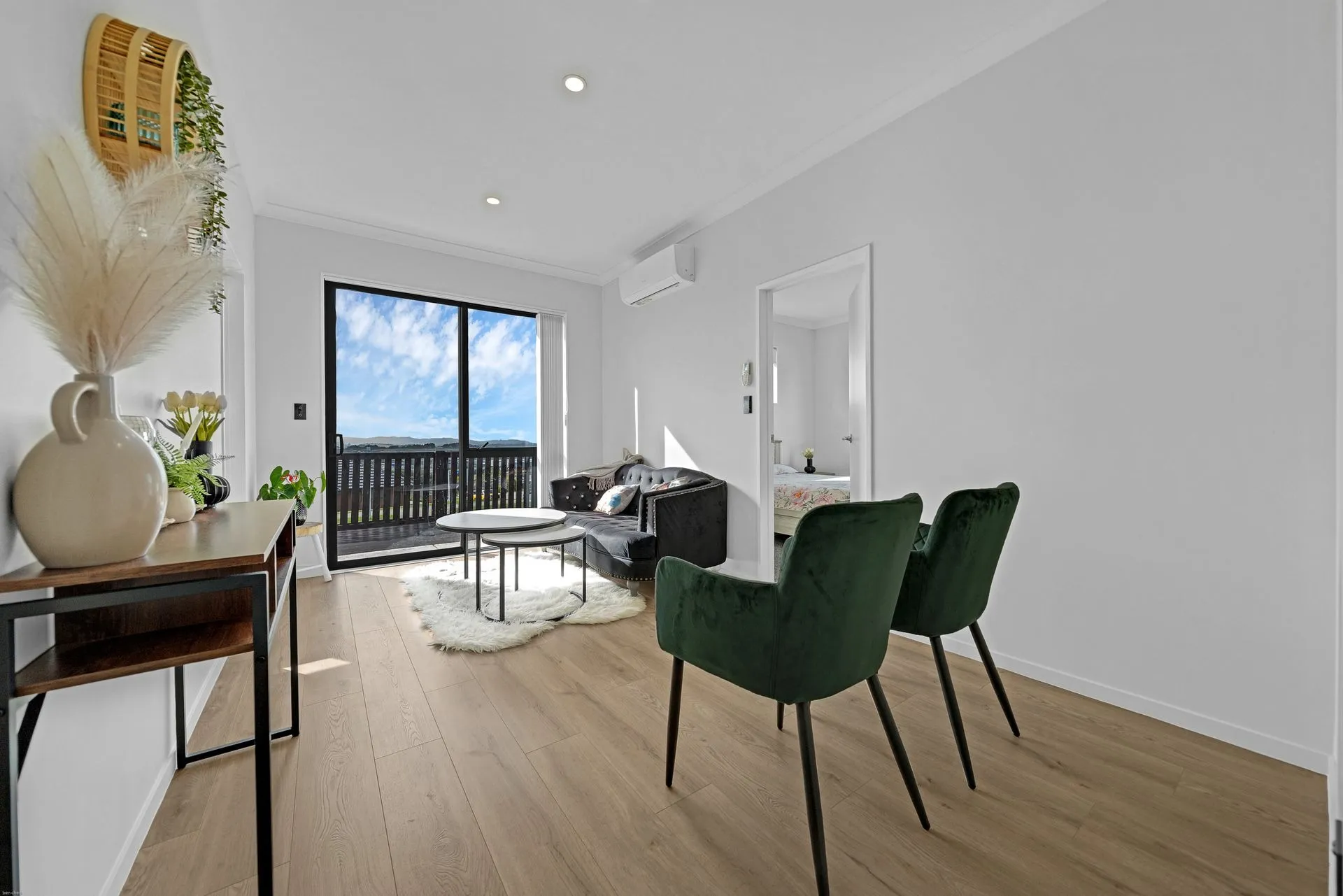 5 VIV GREEN PLACE